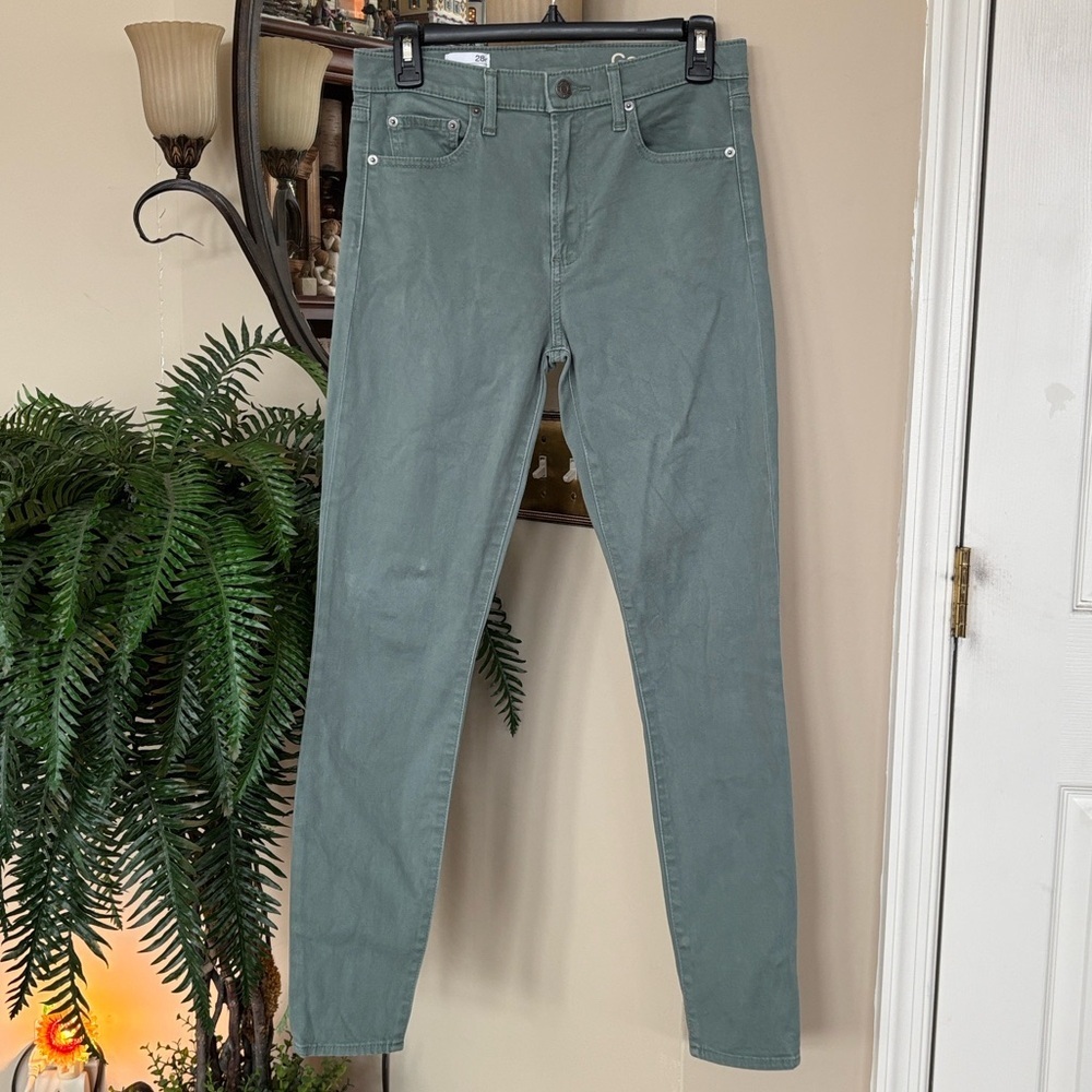 Gap True Skinny High Rise District Green Jeans Classic 5-Pocket Stretch Zip Fly